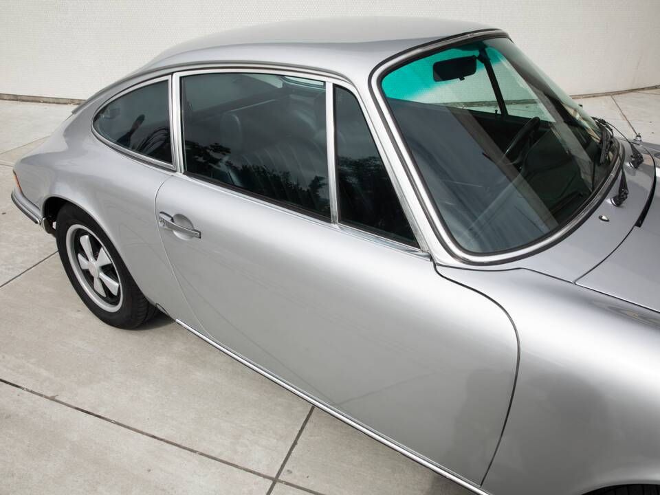 Image 6/27 of Porsche 911 2.0 T (1969)