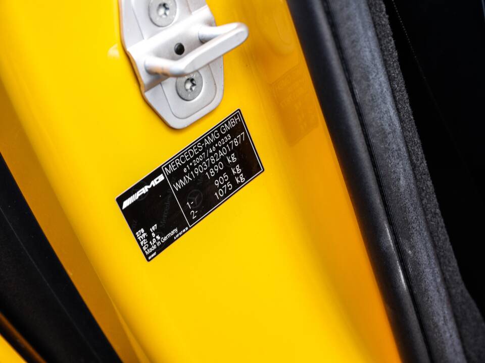 Bild 8/35 von Mercedes-AMG GT-S (1900)