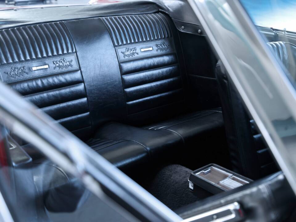Immagine 38/50 di Ford Mustang 289 (1965)