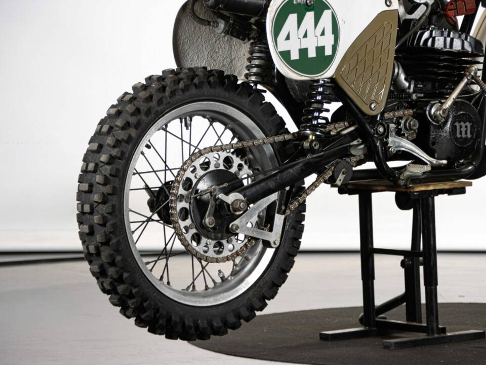 Image 25/41 de Montesa Cappra 414 VE (1979)