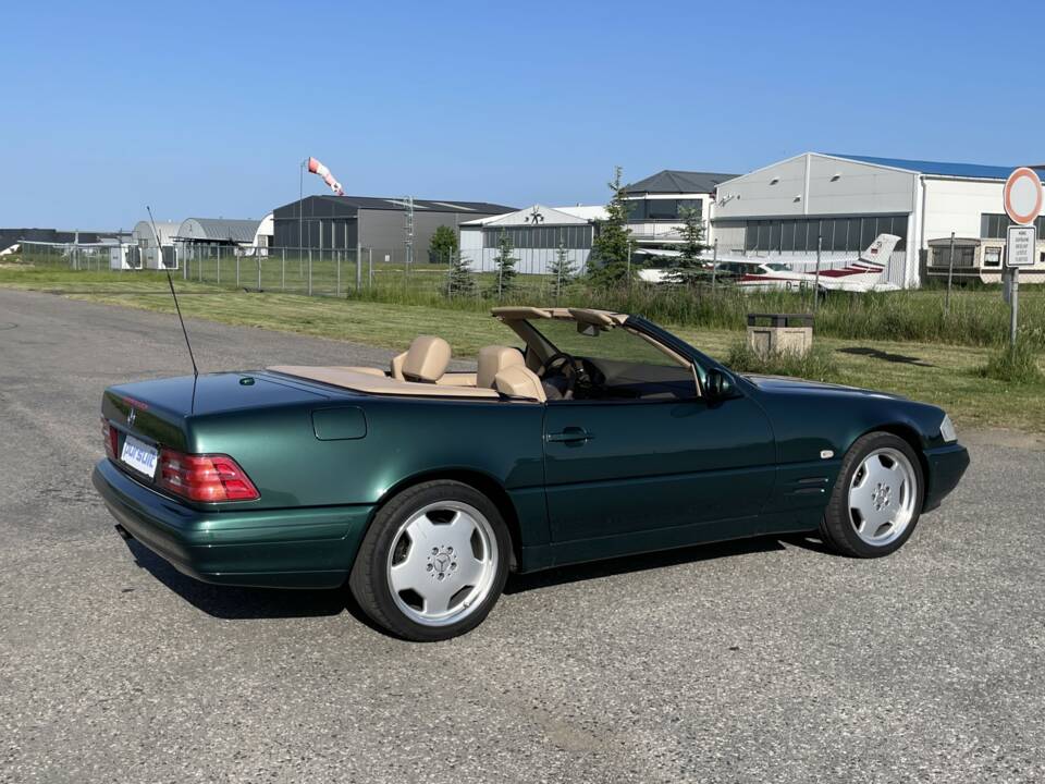 Image 6/39 de Mercedes-Benz SL 320 (1999)