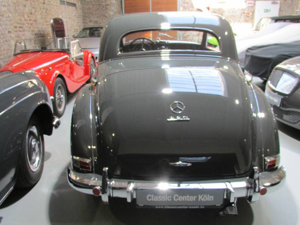 Bild 5/23 von Mercedes-Benz 220 Coupe (1955)