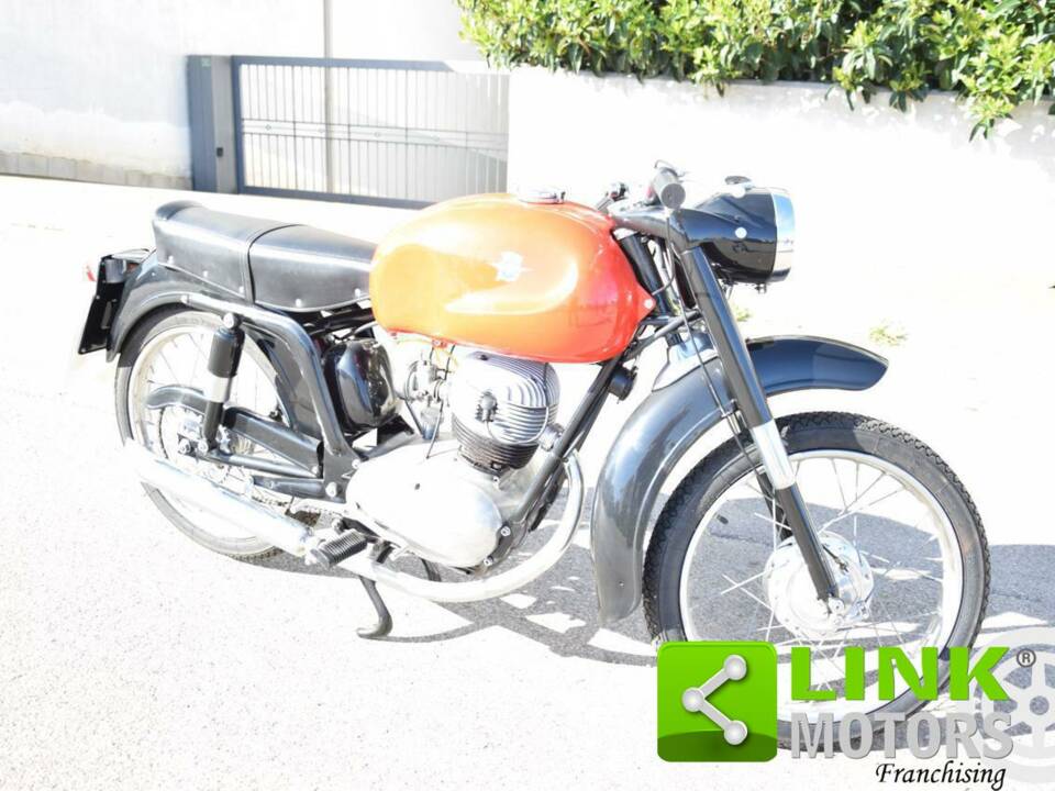 Bild 10/10 von MV Agusta DUMMY (1961)