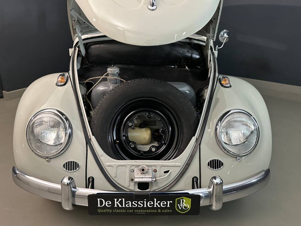 Image 22/61 of Volkswagen Beetle 1200 Standard &quot;Dickholmer&quot; (1960)