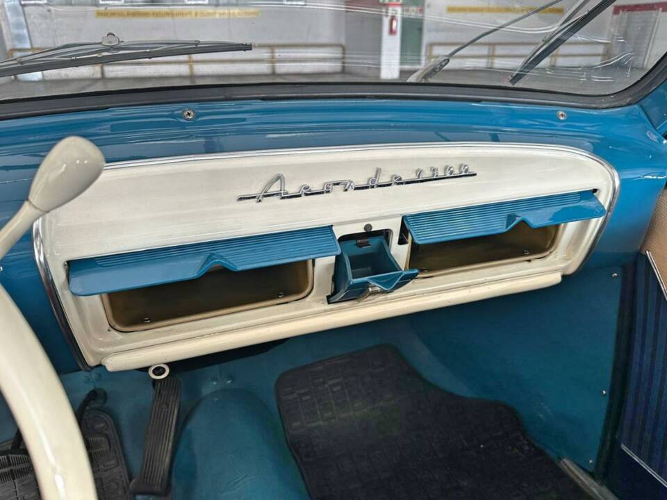 Bild 30/50 von SIMCA Aronde 1300 (1957)