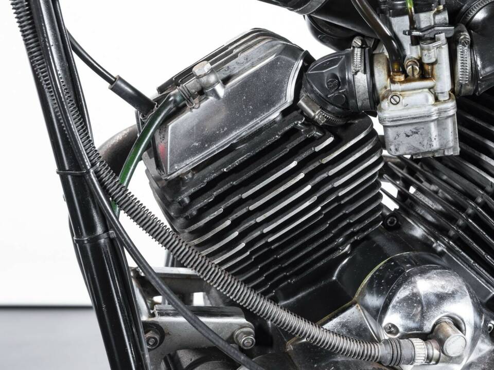 Image 43/46 of Moto Morini New York 350 (1988)