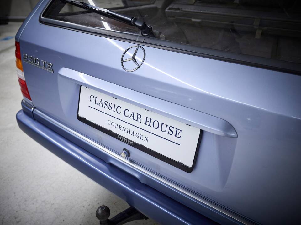Image 52/100 of Mercedes-Benz 230 TE (1990)