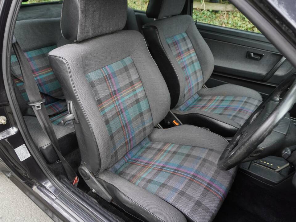 Image 10/18 of Volkswagen Scirocco II GT (1990)