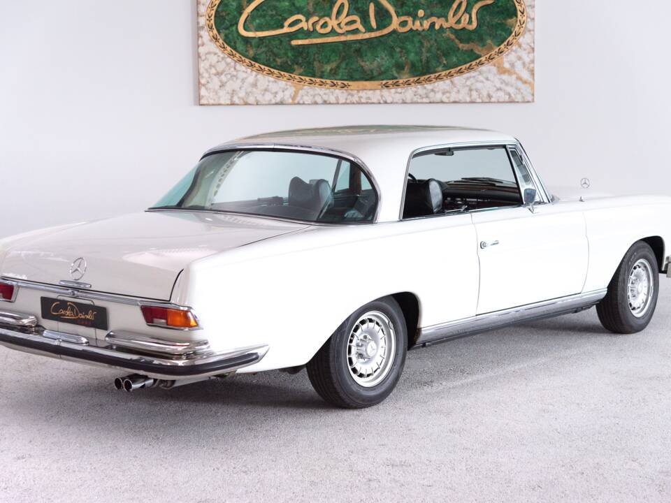 Bild 10/39 von Mercedes-Benz 280 SE 3,5 (1970)
