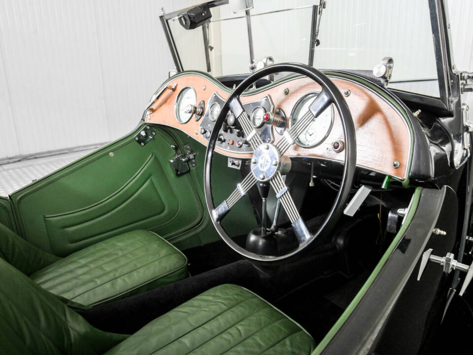 Image 11/50 of MG TC (1947)