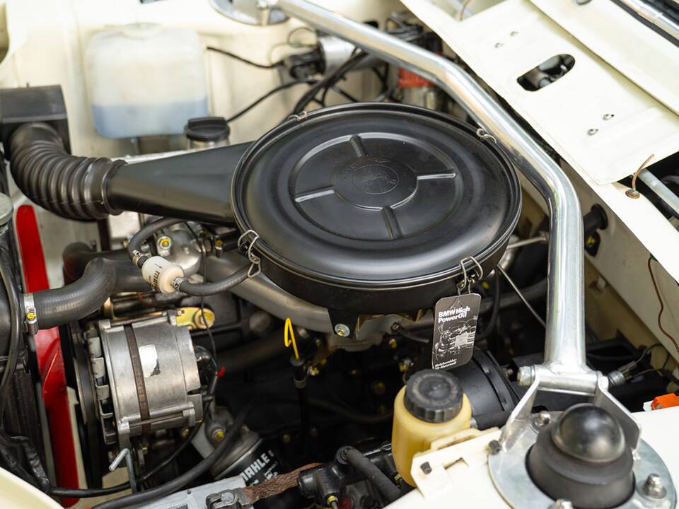 Immagine 72/76 di BMW 2000 (1971)