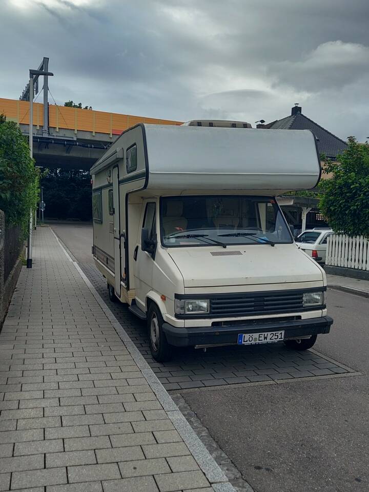Bild 1/13 von Peugeot J5 2.5 D (1990)