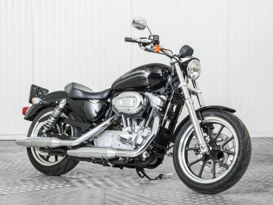 Immagine 5/25 di Harley-Davidson Sportster SuperLow 1200 T (2018)