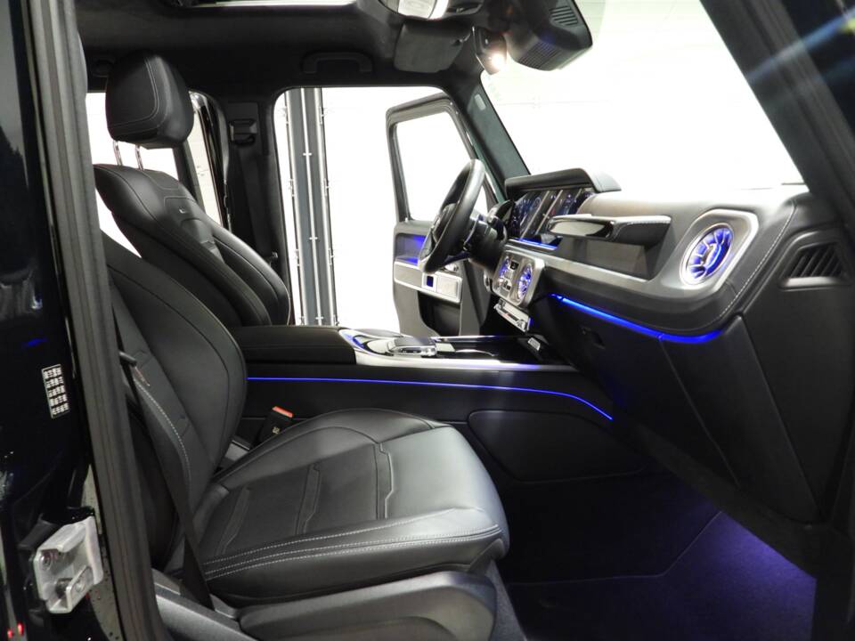 Imagen 10/15 de Mercedes-AMG G 63 (LWB) (2024)