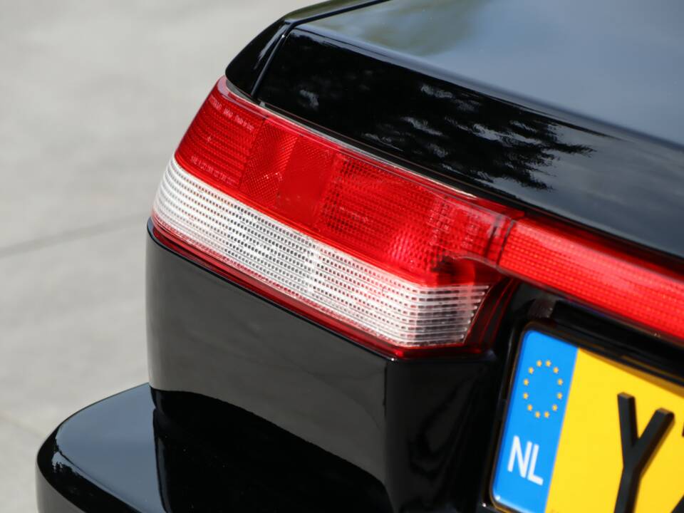 Afbeelding 20/50 van Alfa Romeo 2.0 Spider (1991)