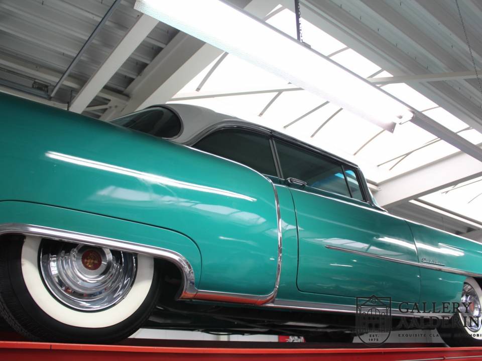 Bild 39/50 von Cadillac 62 Sedan (1954)