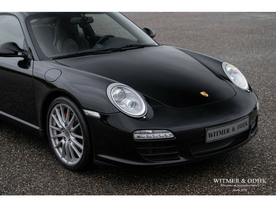 Image 24/38 de Porsche 911 Carrera S (2009)