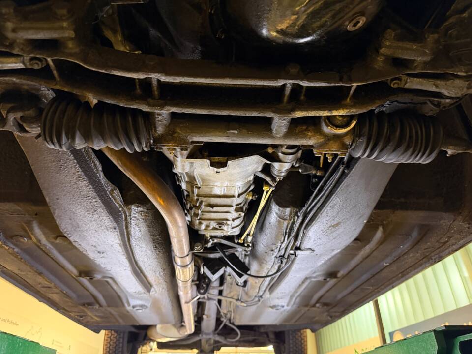 Image 31/36 of Peugeot 404 (1972)