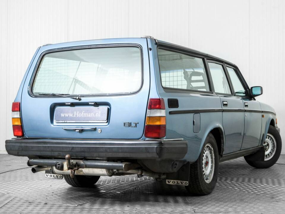 Image 42/50 de Volvo 240 Turbo (1983)