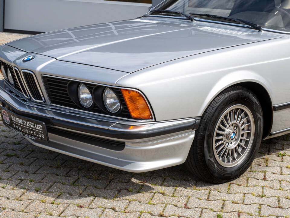 Image 31/36 of BMW 633 CSi (1977)