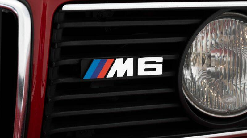 Afbeelding 14/15 van BMW M6 (1988)