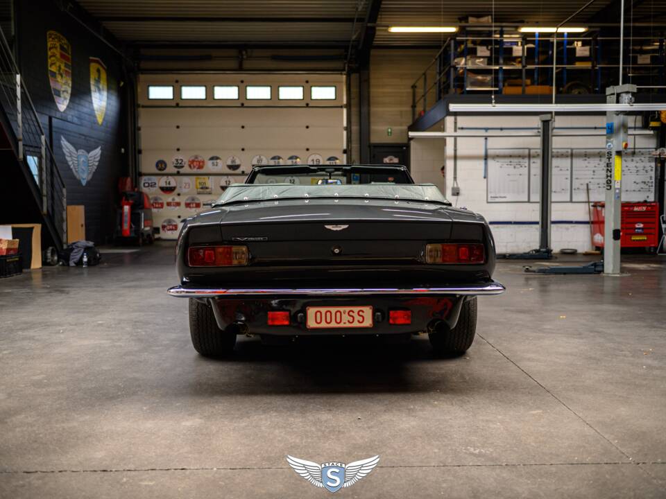 Bild 3/73 von Aston Martin V8 EFi Volante (1987)