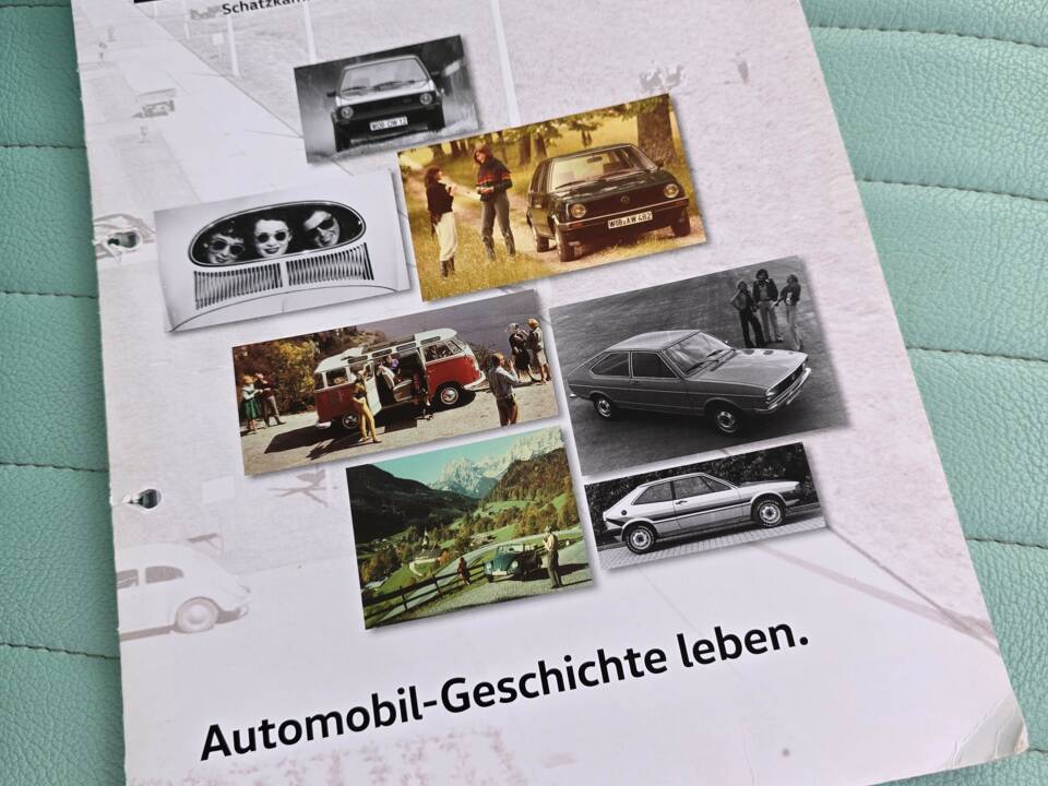 Image 18/24 of Volkswagen T1 Samba (1964)