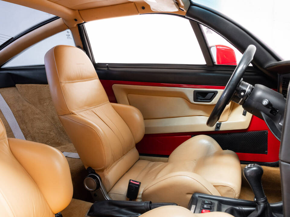 Image 20/32 de Alfa Romeo SZ (1994)