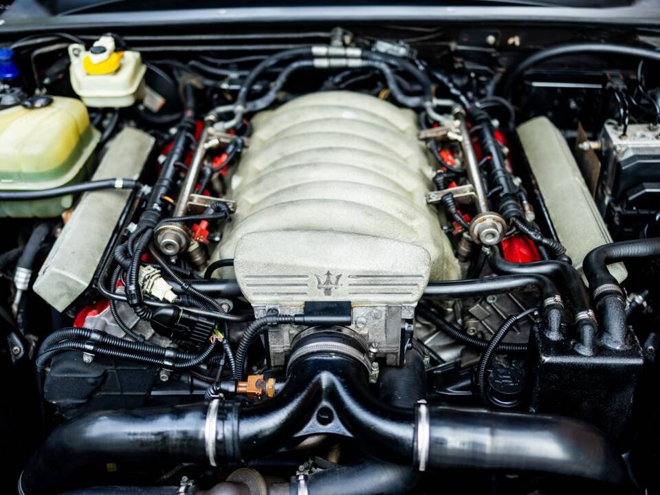 Bild 44/50 von Maserati 3200 GT (1999)