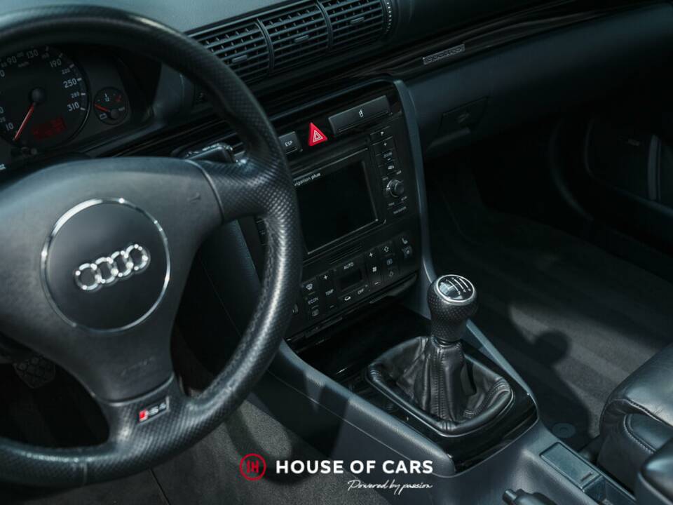 Bild 20/24 von Audi RS4 Avant (2001)