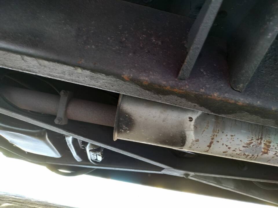 Bild 19/61 von Buick 50 Super Riviera Hardtop (1952)