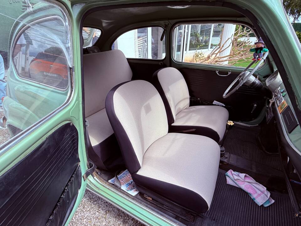 Bild 9/13 von SEAT 600 D (1968)