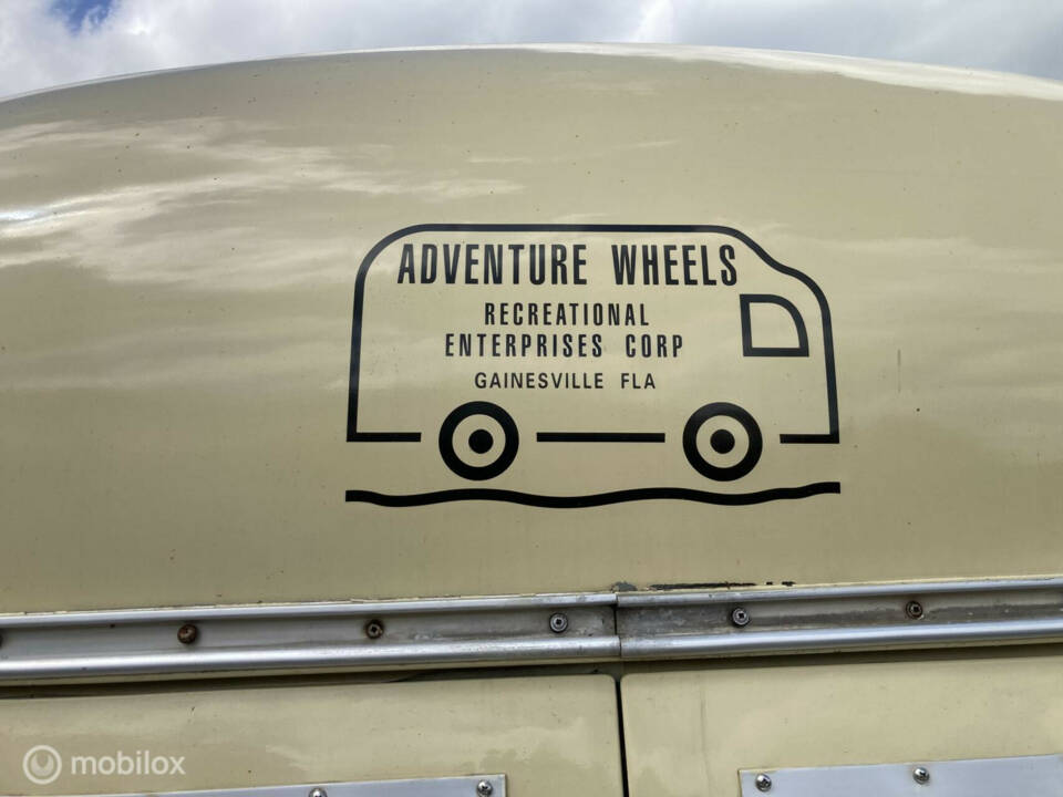 Image 35/50 of Ford Econoline E 300 (1971)