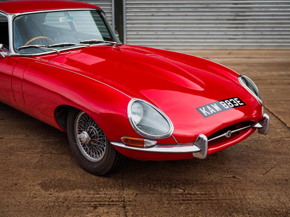 Image 9/46 of Jaguar E-Type (2+2) (1966)
