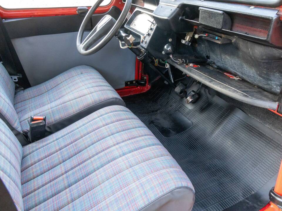 Image 30/50 of Citroën 2 CV 6 (1985)