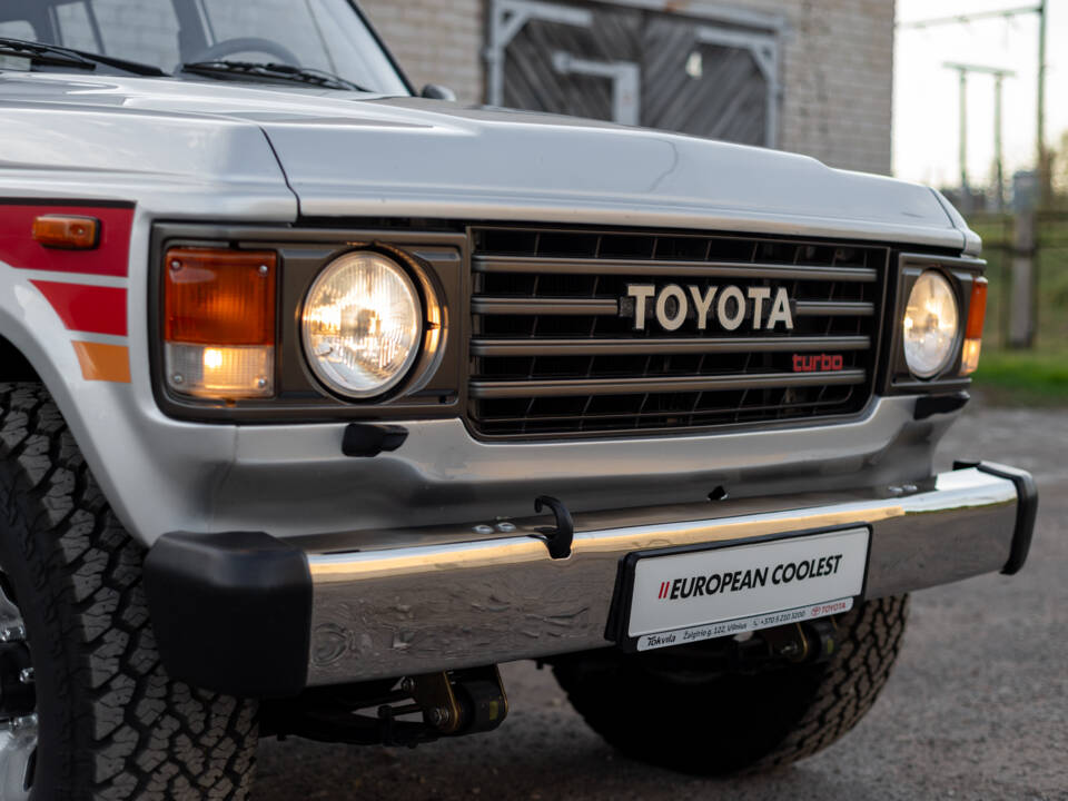 Image 39/100 of Toyota Land Cruiser HJ61 GX (1987)