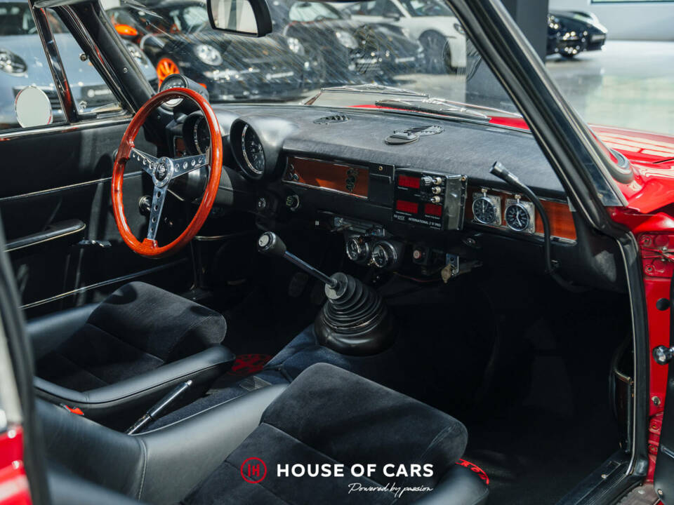 Immagine 17/25 di Alfa Romeo Giulia 1600 GT Junior (1974)