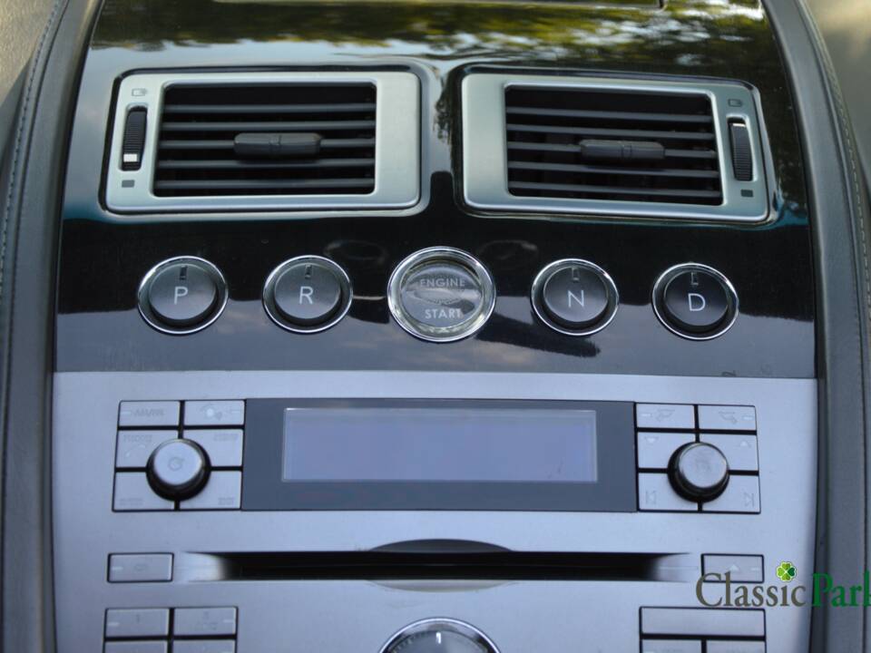 Bild 50/50 von Aston Martin DB 9 Volante (2005)