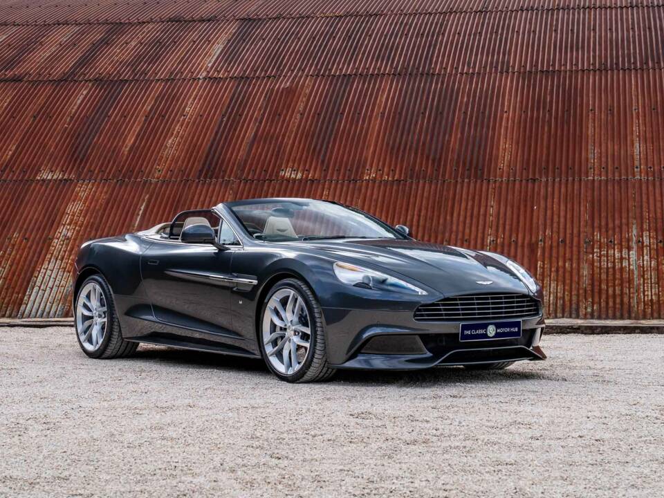Image 10/35 of Aston Martin Vanquish (2017)