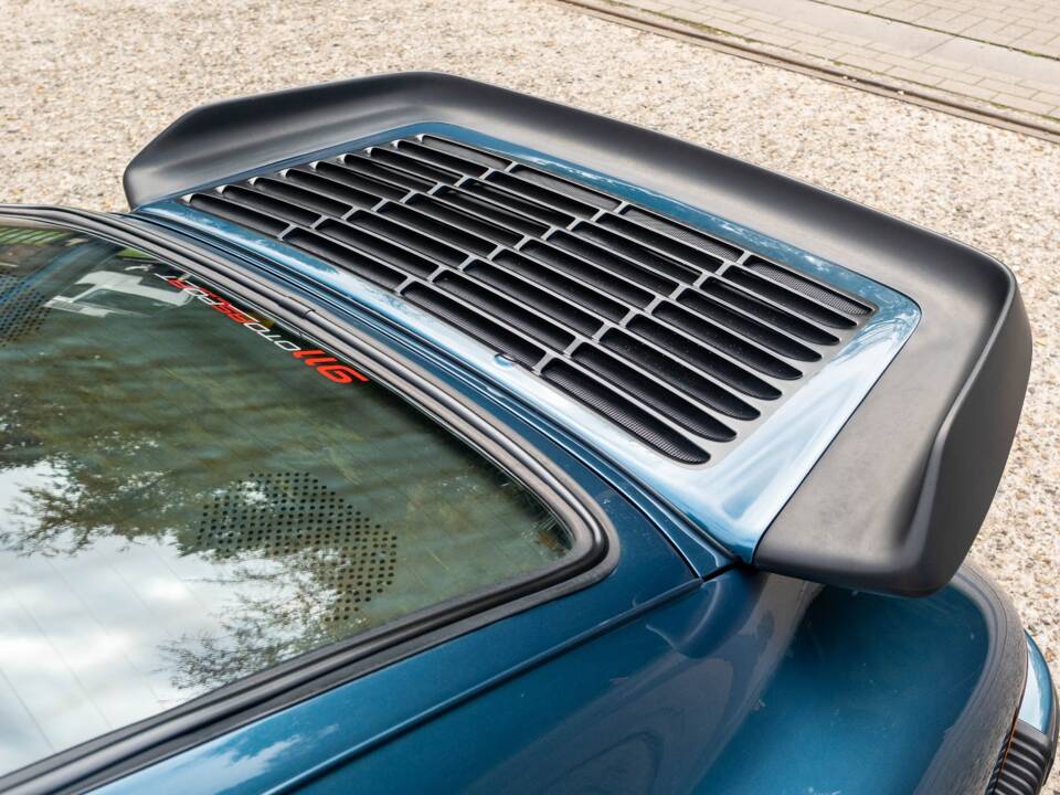 Image 18/34 of Porsche 911 Turbo 3.3 (1978)