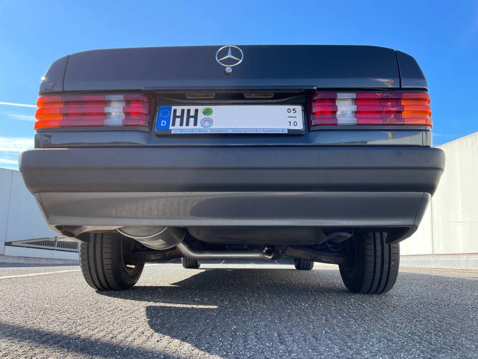 Bild 4/15 von Mercedes-Benz 190 E 1.8 (1992)