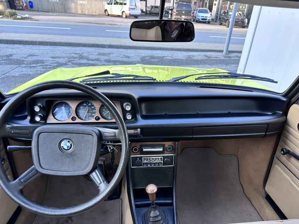 Image 7/39 de BMW 2002 (1974)