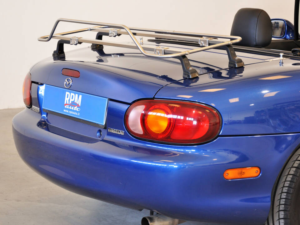 Image 44/47 of Mazda MX-5 1.8 (1999)