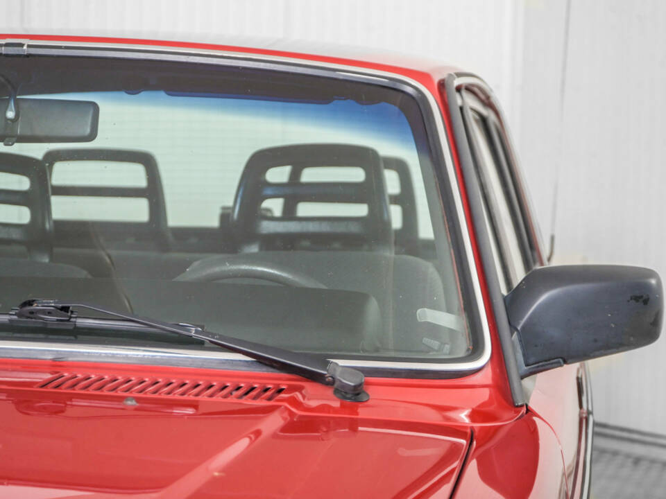 Image 26/50 of Volvo 240 (1987)