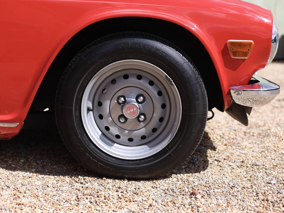 Image 20/50 de Triumph TR 6 (1973)