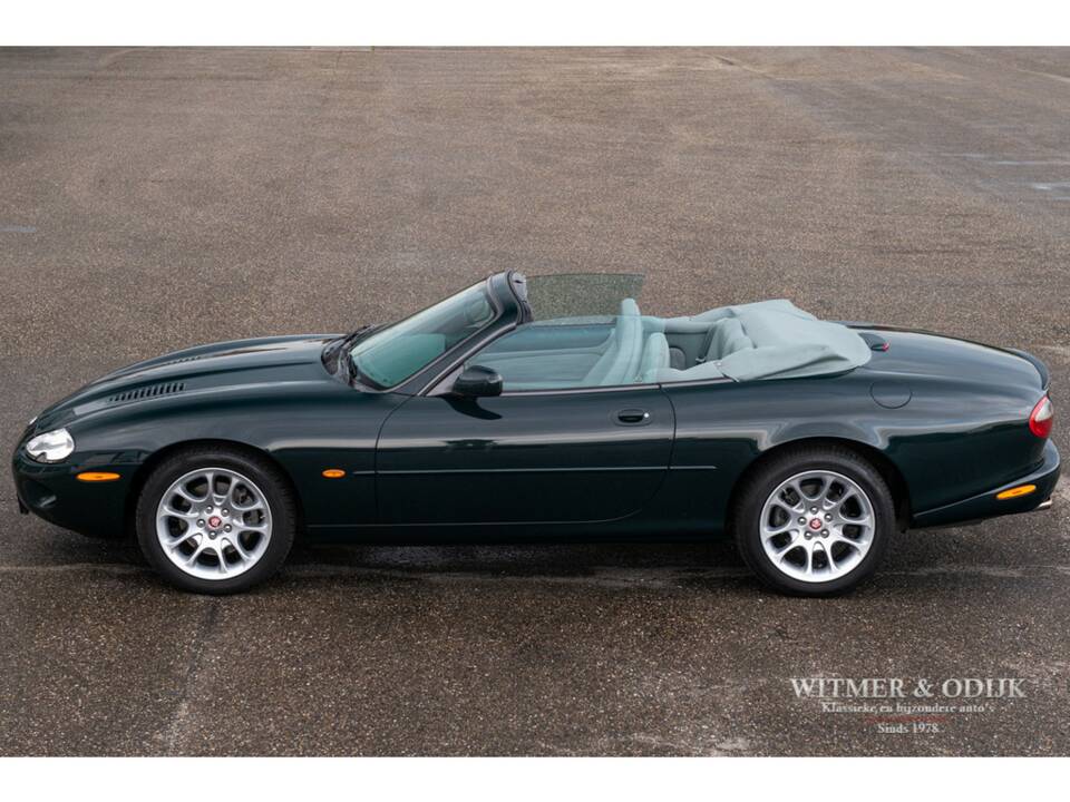 Bild 2/33 von Jaguar XKR (1999)
