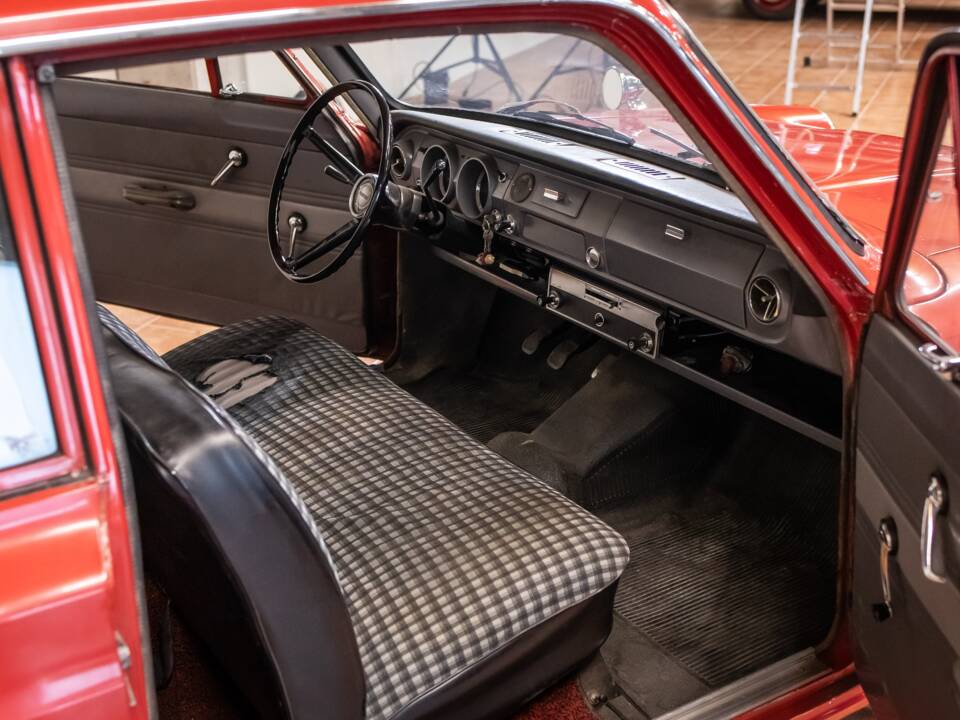 Afbeelding 17/20 van Ford Cortina 1200 Deluxe (1965)