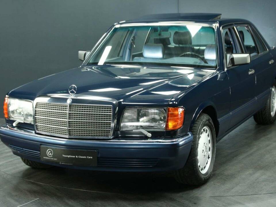 Bild 1/30 von Mercedes-Benz 560 SEL (1990)