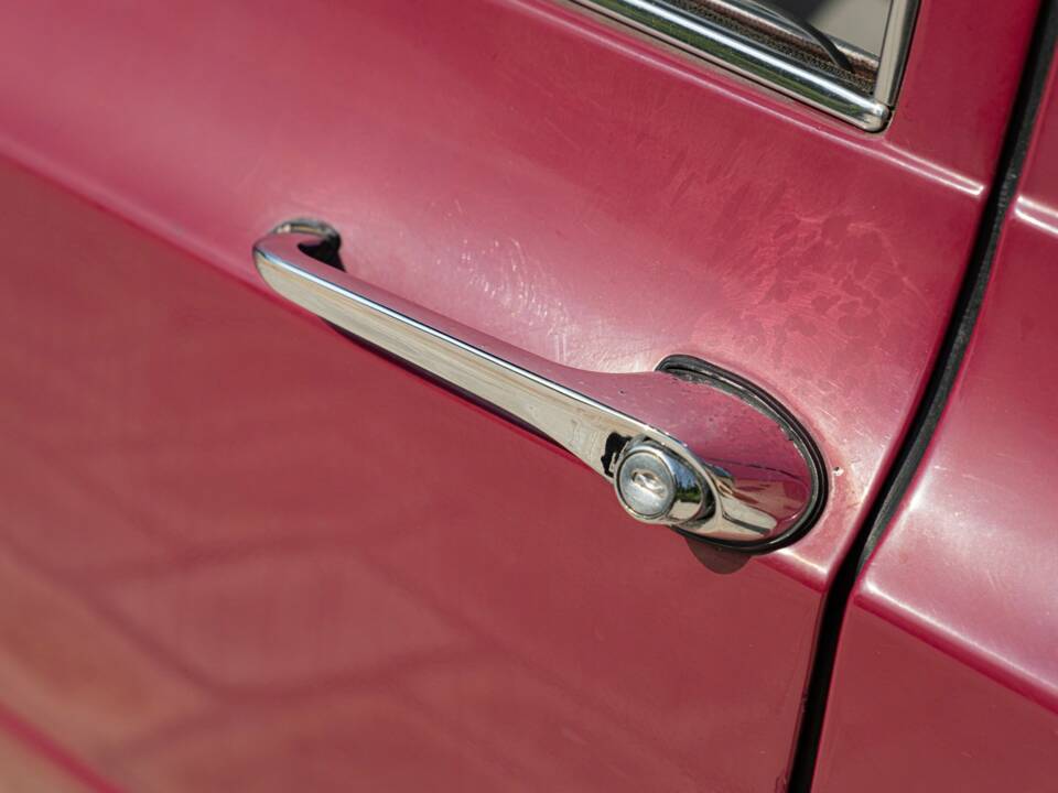 Image 20/50 of Alfa Romeo Giulia Nuova Super 1300 (1974)