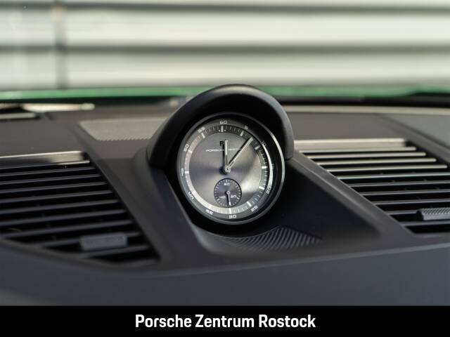 Obraz 25/33 pojazdu Porsche 911 Carrera GTS (1900)